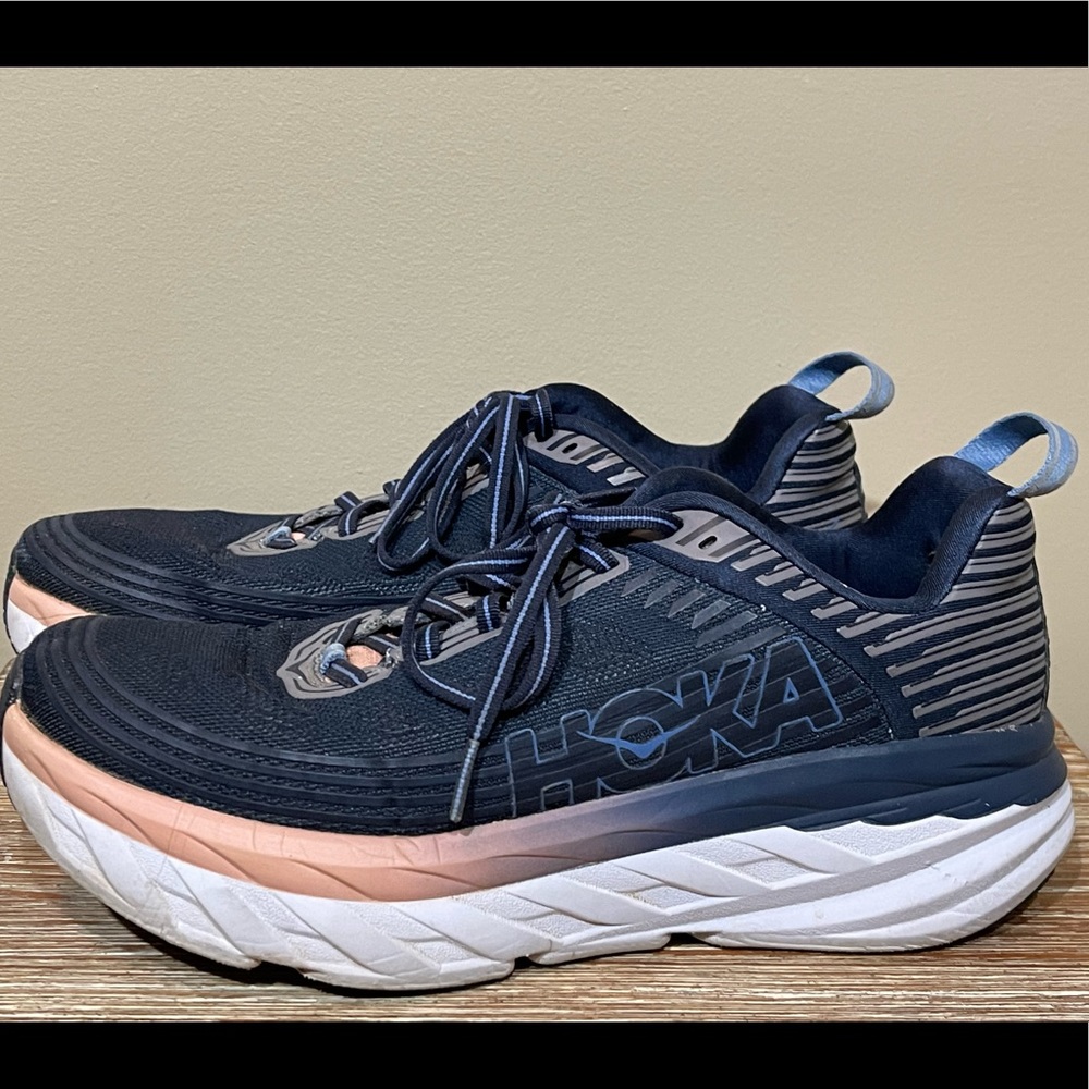 Hoka Bondi 6 Women's Size 9